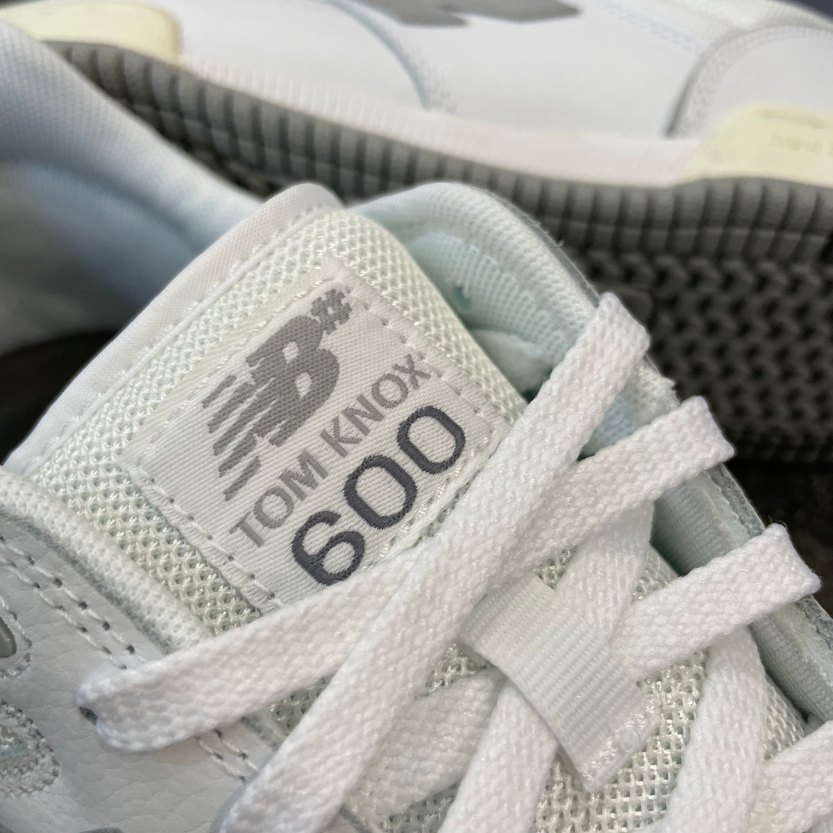 New Balance Numeric Tom Knox 600 White/Grey SALE – 561 Skate