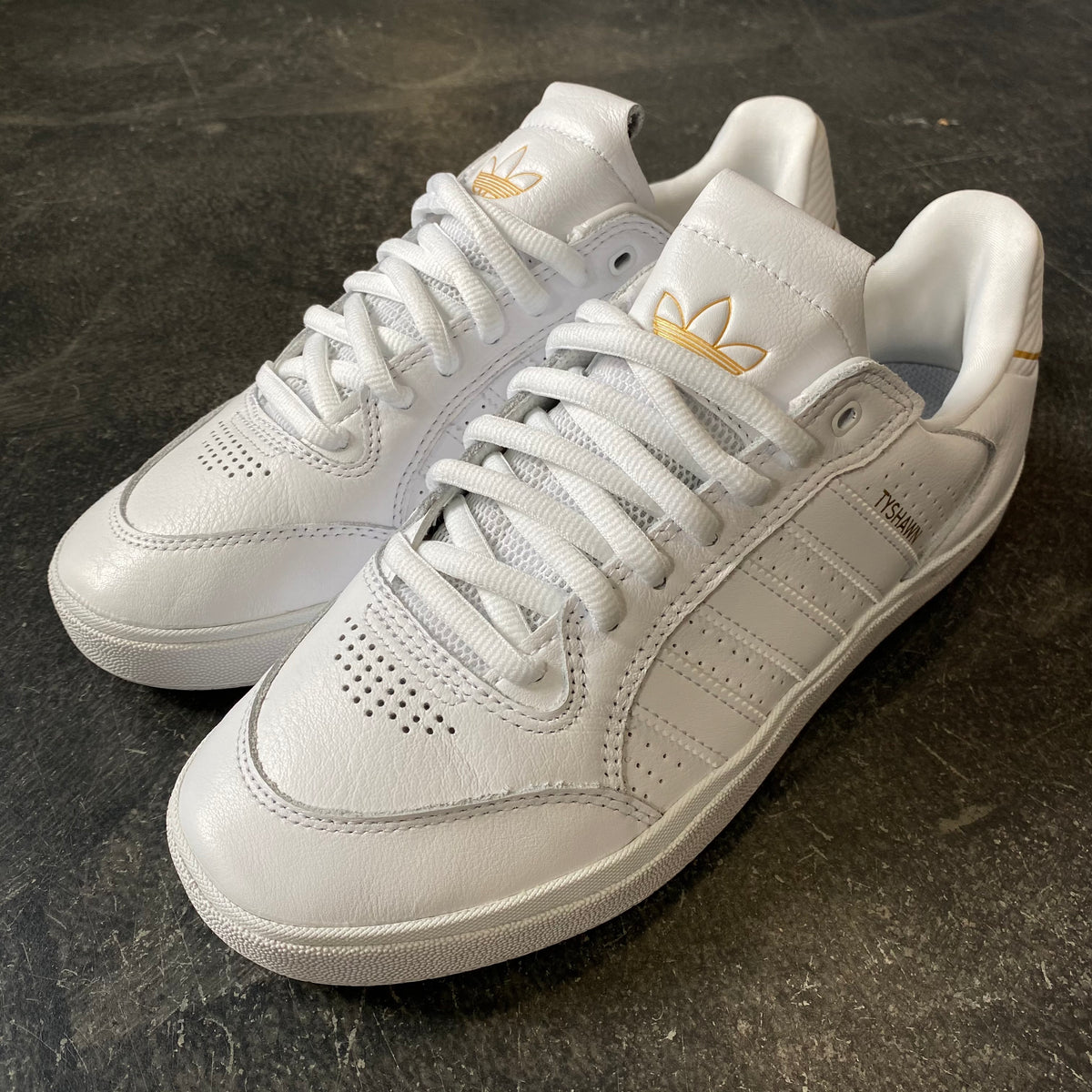 Tyshawn adidas white discount