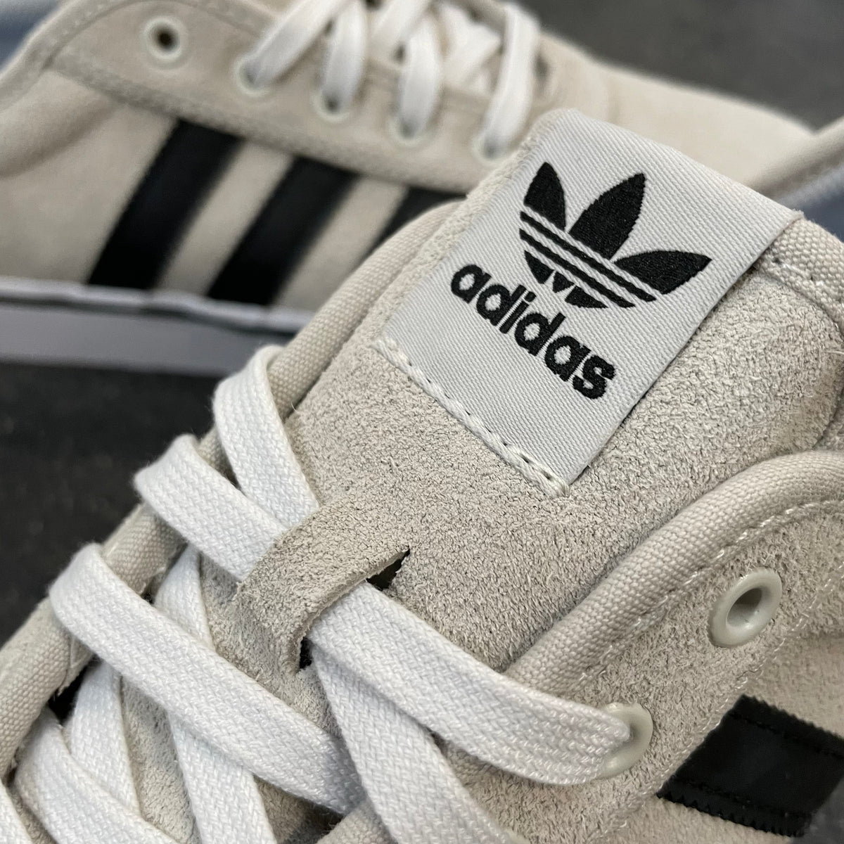Adidas Adi Ease White/Black SALE 561 Skate Adidas Adi Ease White/Black SALE 561 Skate
