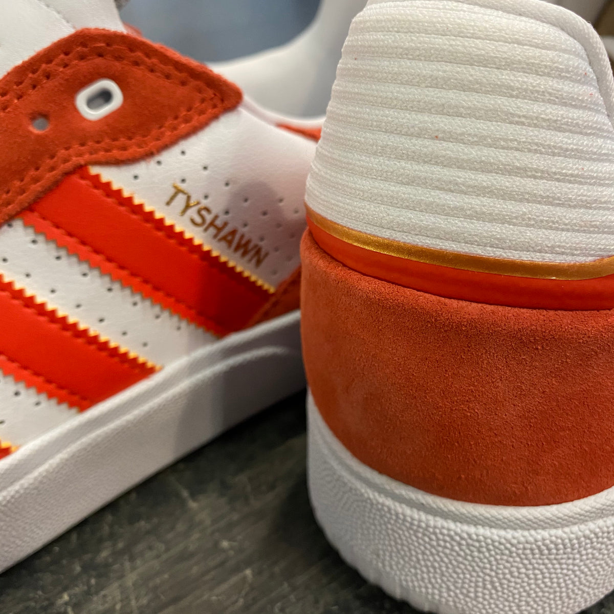 Adidas Tyshawn Low Orange/Orange SALE – 561 Skate