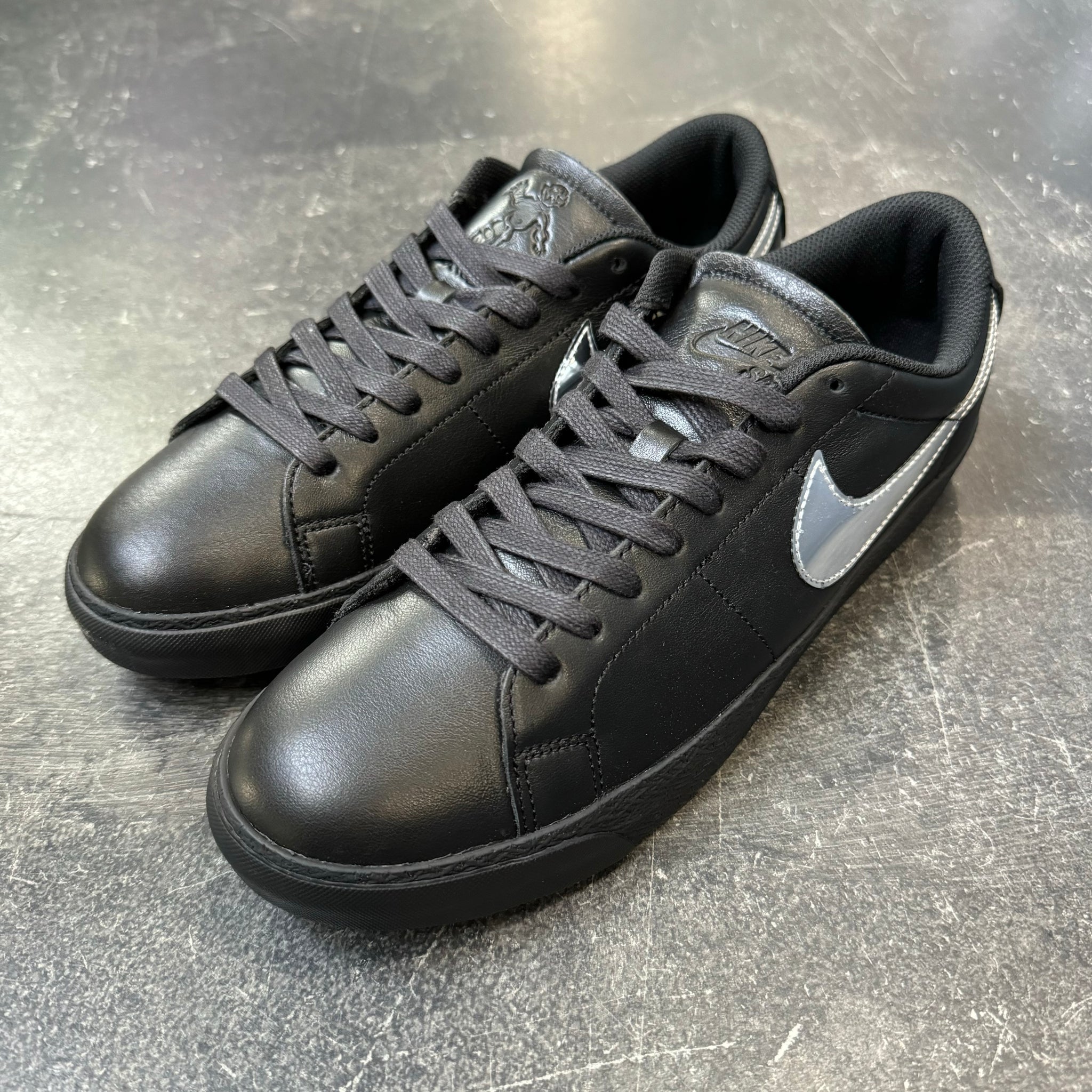 【予約済み】28.0 Nike SB Blazer dancer Nike SB X Dancer Blazer Low GT SALE – 561 Skate