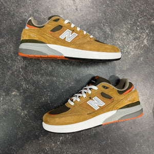 New Balance Numeric Andrew Reynolds 933 Brown