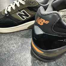 New Balance Numeric Andrew Reynolds 933 Black