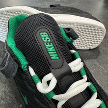Nike SB Vertebrae Black/Malachite SALE