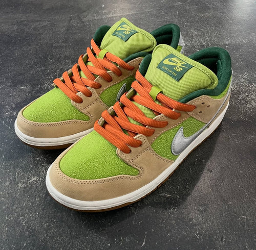 Nike SB Dunk Low Sesame/Metallic Silver Escargot