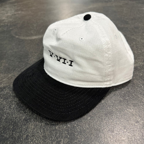 561 Hat Cord Simple Roman Snapback White/Black