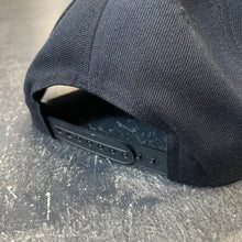 561 Hat Snapback Golf Black/White
