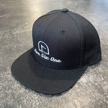 561 Hat Snapback Golf Black/White