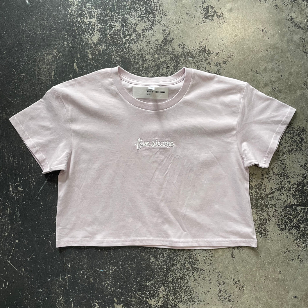 561 Women's Crop Top T-shirt Fish Script Orchid/White