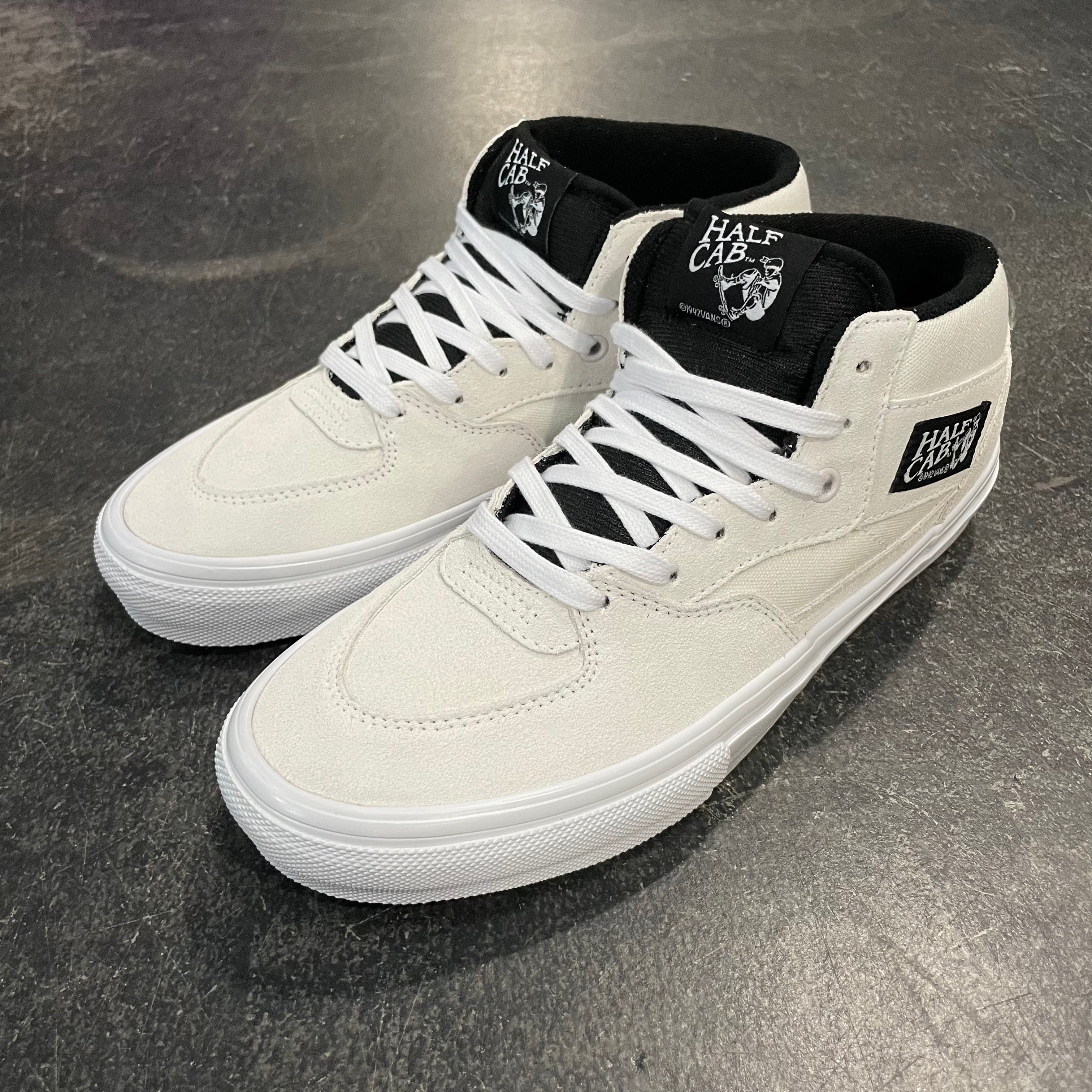 VANS Half Cab ブラック/ホワイト Vans Skate Half Cab Black White – Plus Skateboarding