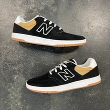 New Balance Numeric 425 Black/White SALE