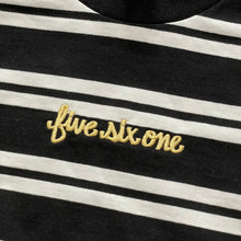 561 T-shirt Striped Fish Script Black/White/Gold