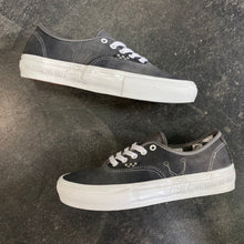 Vans Skate Authentic Daniel Johnston No Comply