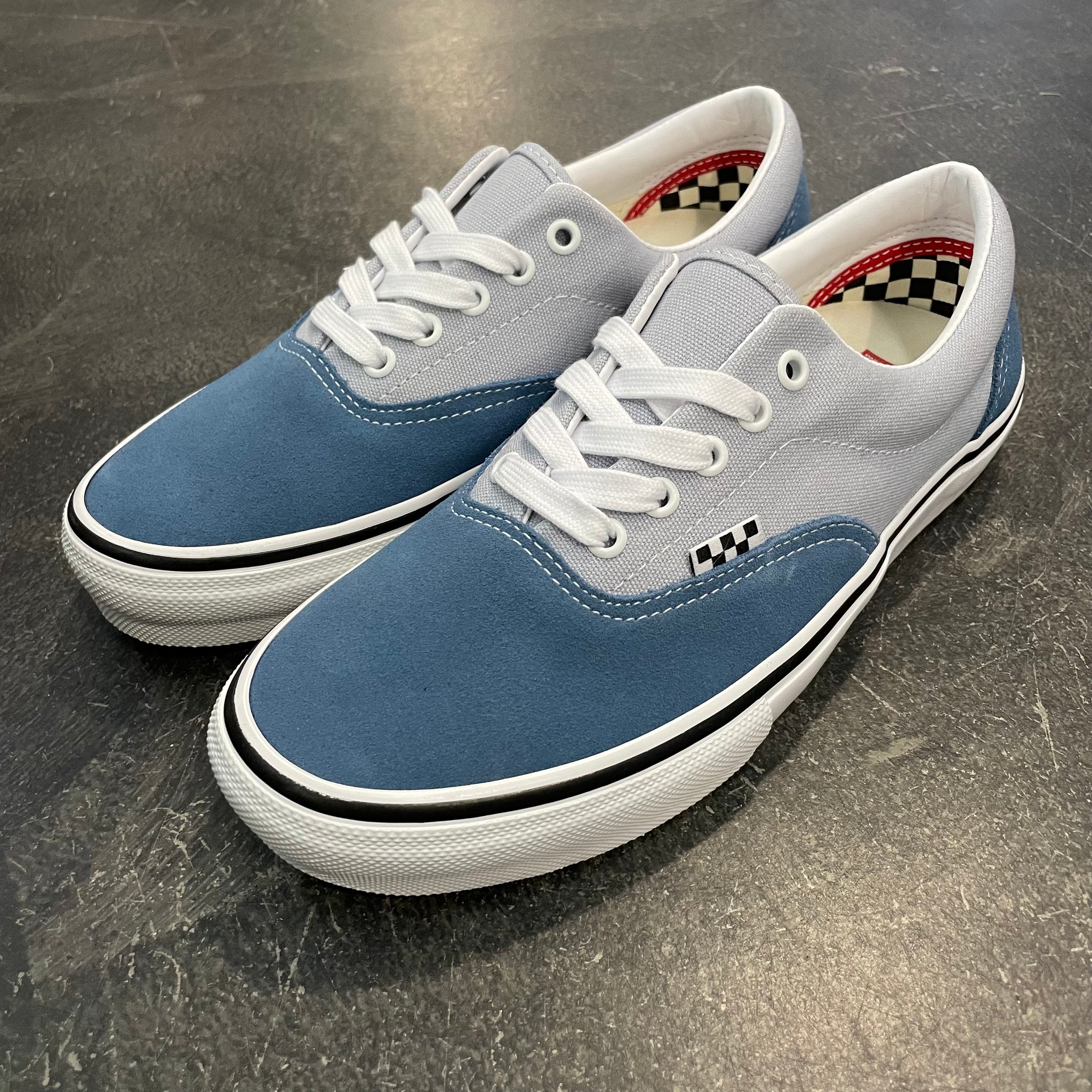 Era top vans blue