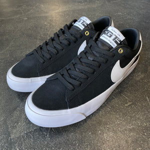 Nike SB Blazer Low GT Black/White SALE