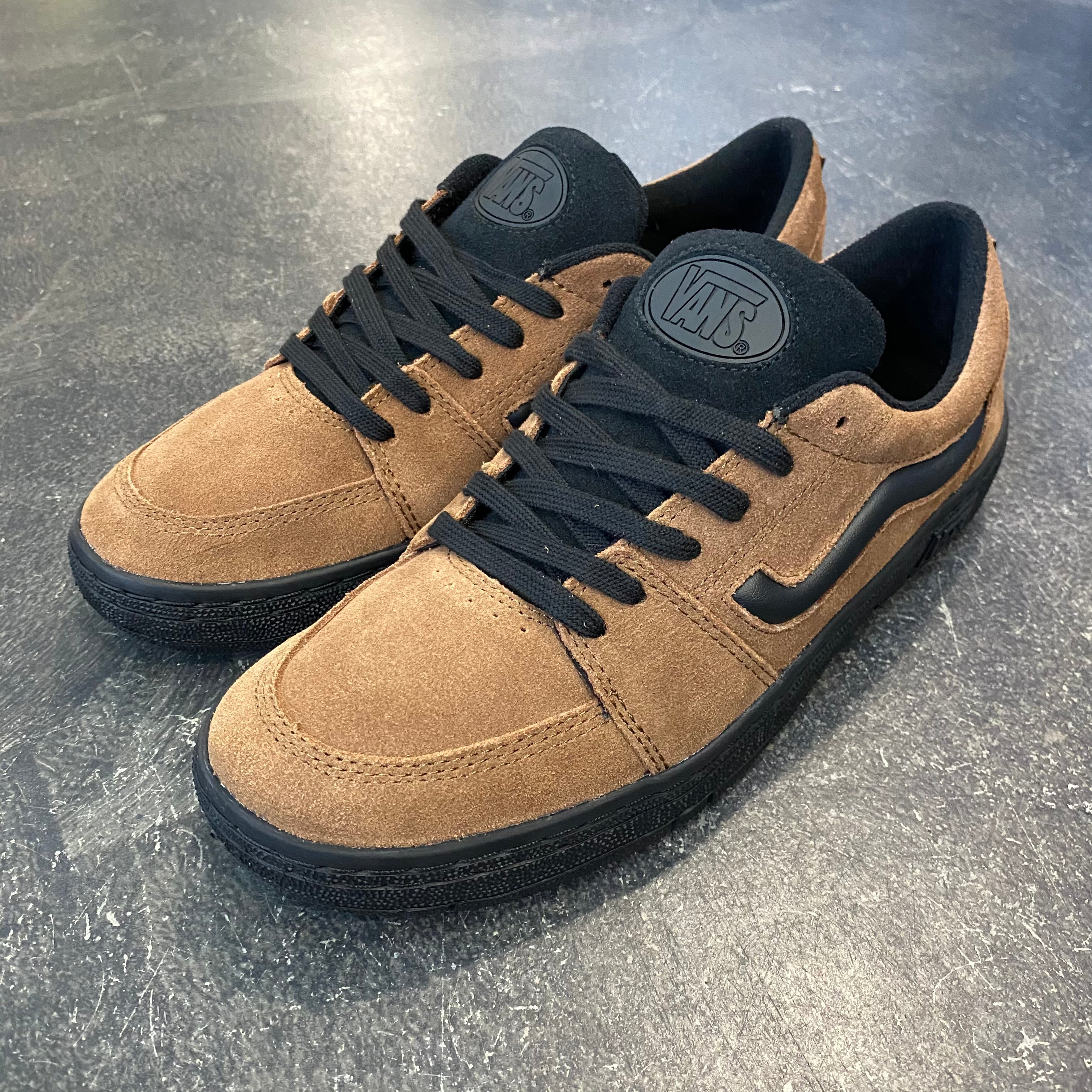 Vans top brown black