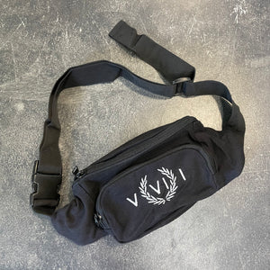 561 Crossbody Fanny Bag Black/White