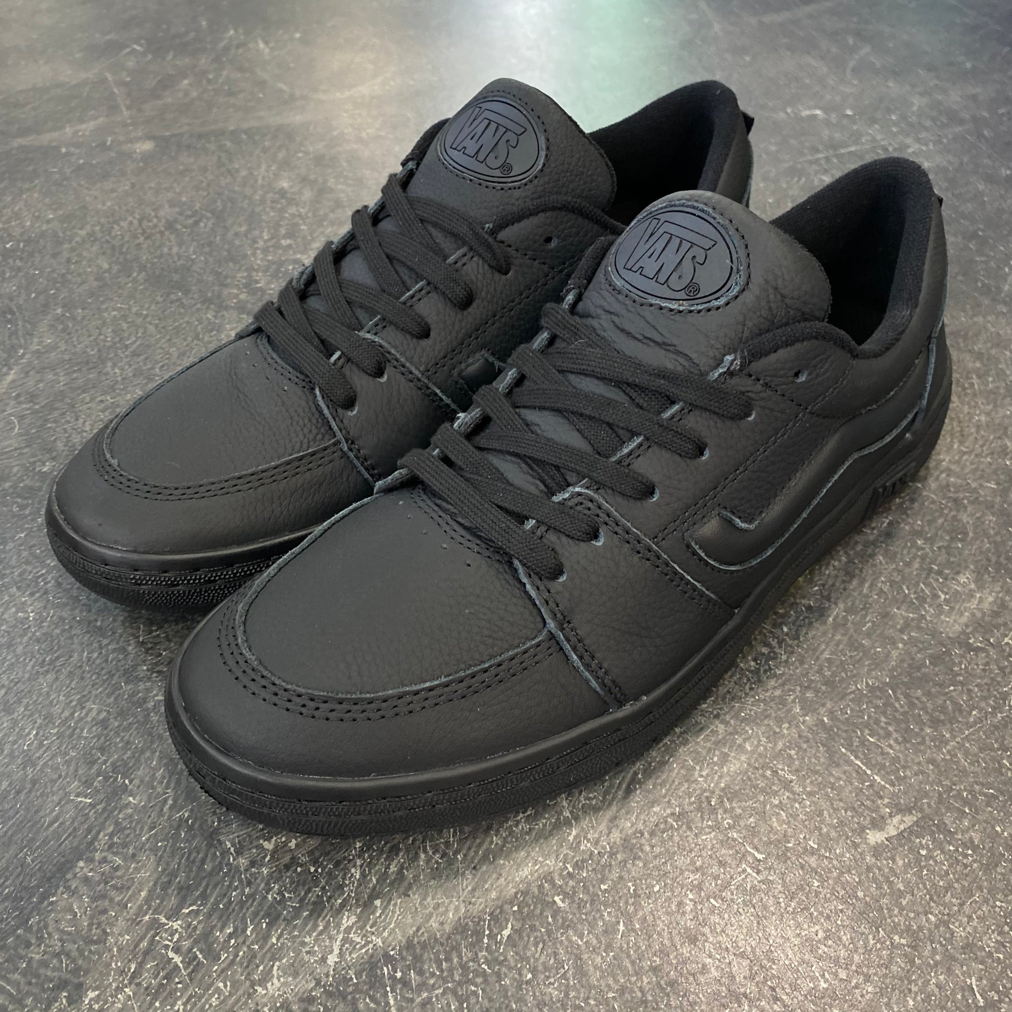 Vans Skate Fairlane Black Leather SALE 561 Skate
