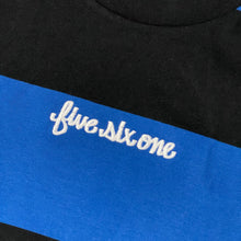561 T-shirt Striped Fish Script Navy/Black/White