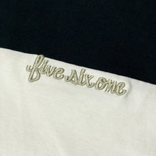 561 T-shirt Striped Fish Script Navy/White/Silver