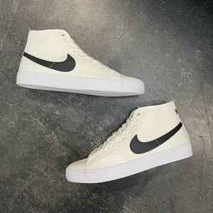 Nike SB BLZR Court Mid Sail/Anthracite SALE