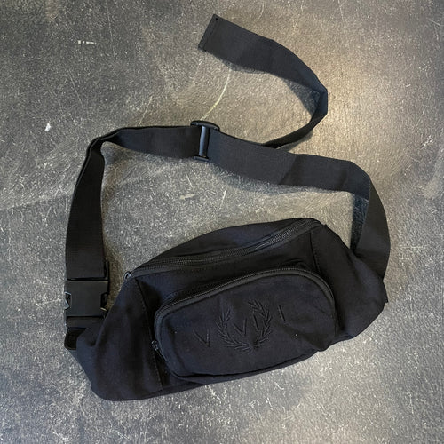561 Crossbody Fanny Bag Black/Black