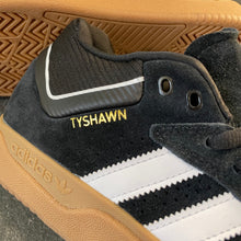 Adidas Tyshawn Black/Gum