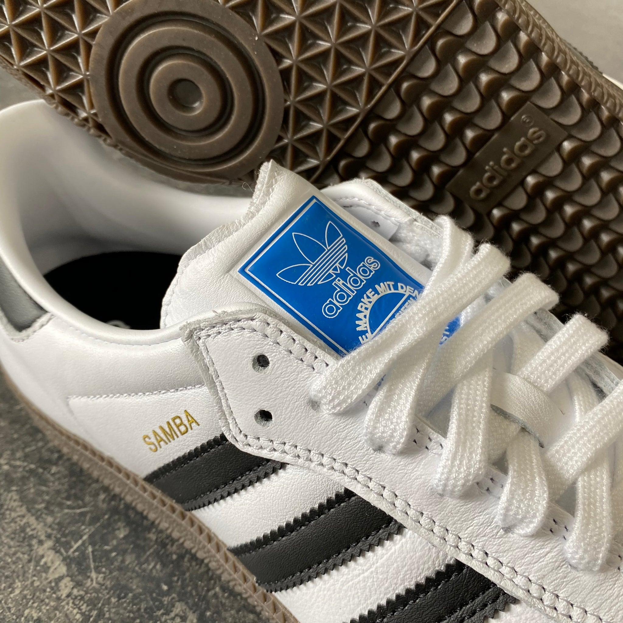 Adidas Samba ADV White/Black/Gum SALE 561 Skate Adidas Samba ADV White/Black/Gum SALE 561 Skate