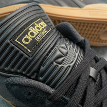Adidas Busenitz Black/Carbon/Gold Gum