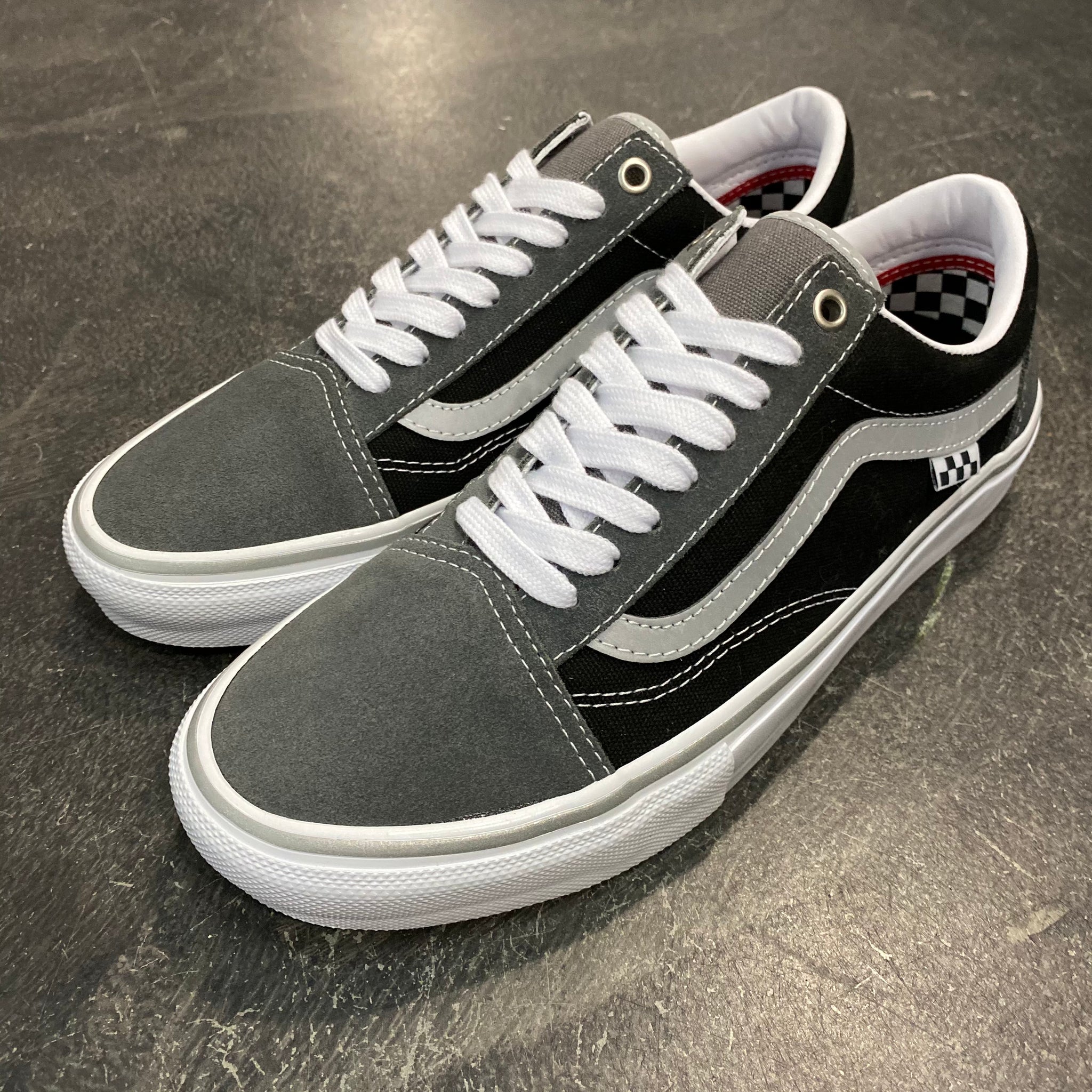 Dark grey old skool vans online