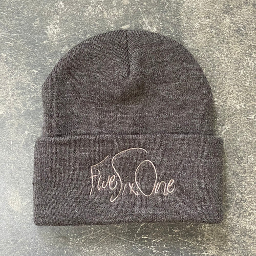 561 Beanie Shel Script Charcoal/Grey