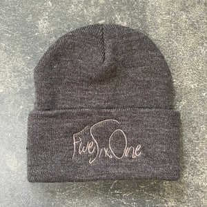 561 Beanie Shel Script Charcoal/Grey