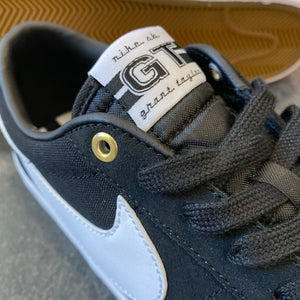 Nike SB Blazer Low GT Black/White SALE