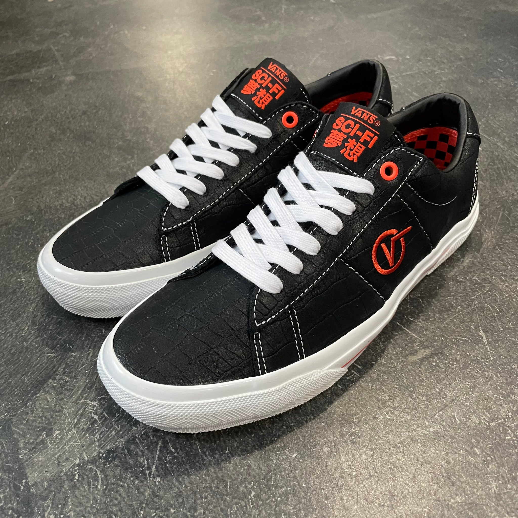 Vans saddle sales sid pro black