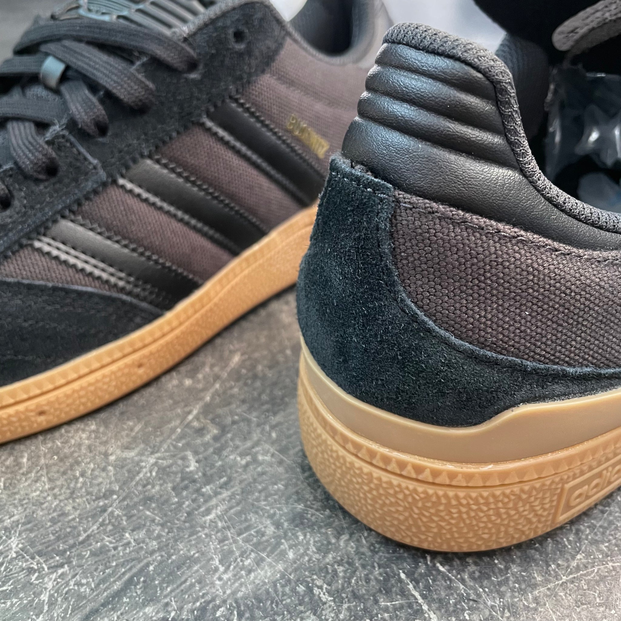 Adidas Busenitz Black Carbon Gold Gum 561 Skate