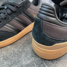 Adidas Busenitz Black/Carbon/Gold Gum