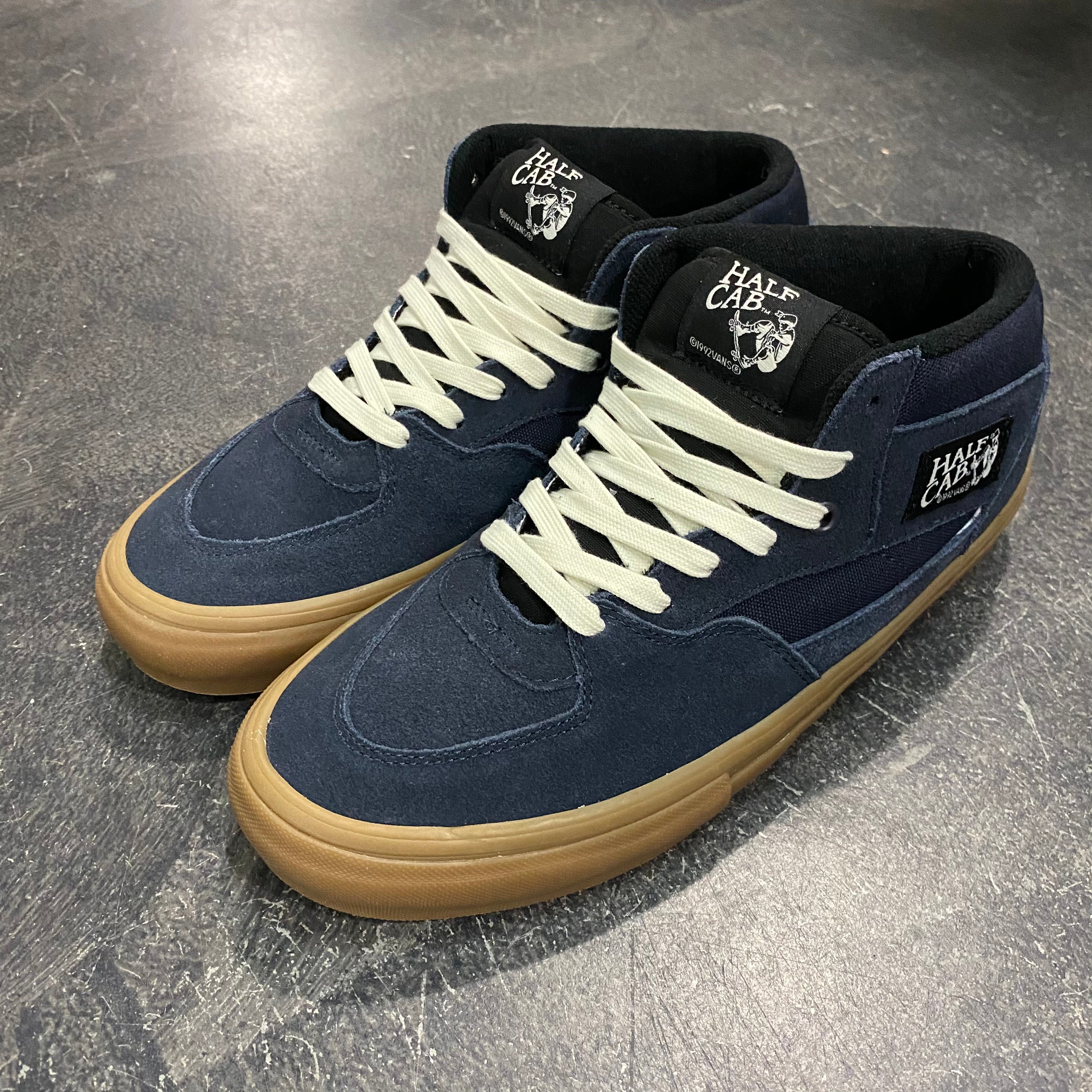 Vans half top cab gum