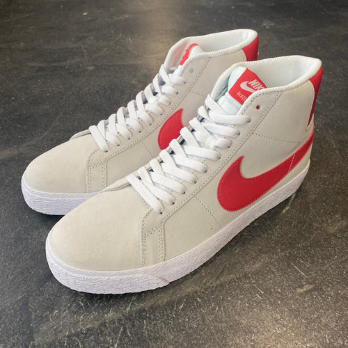 Nike SB Blazer Mid Summit White/Lobster SALE