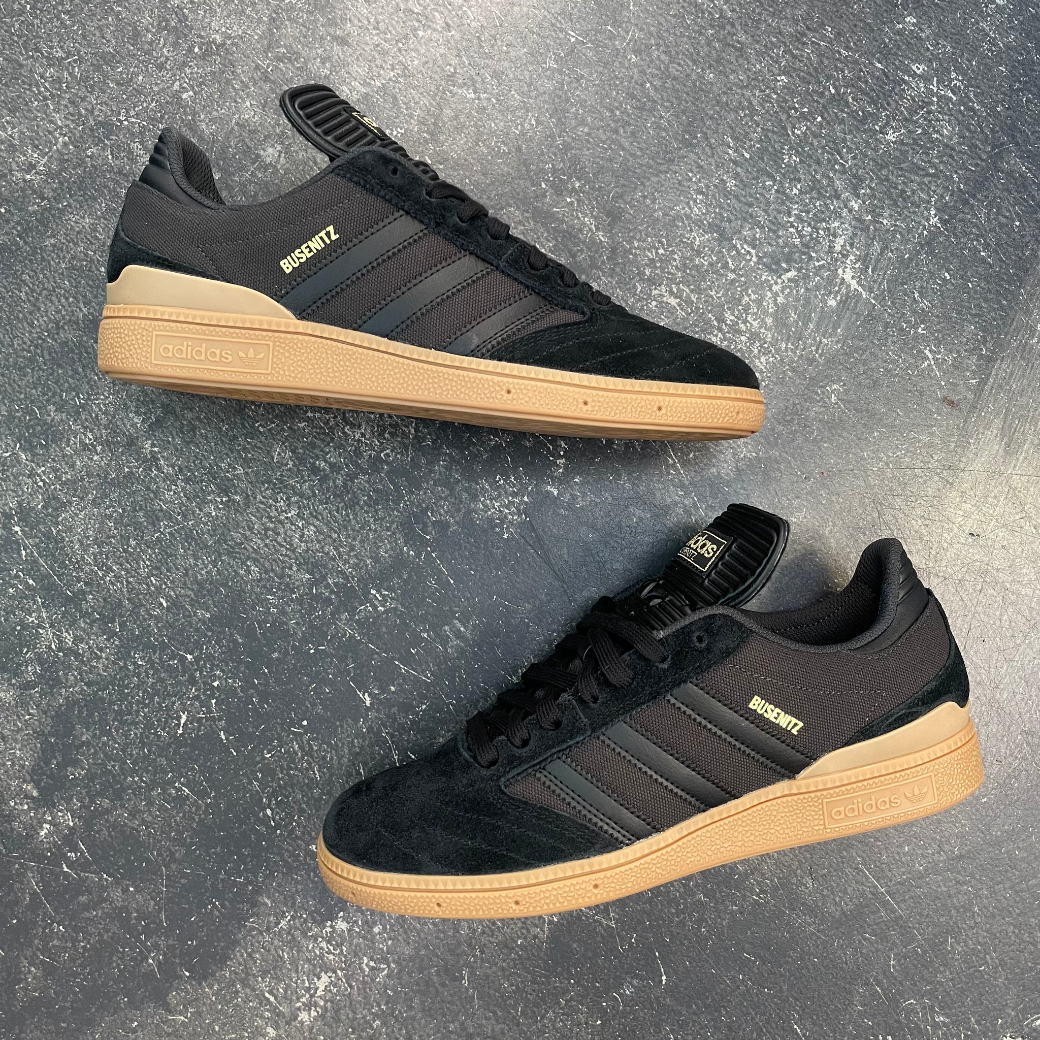 Adidas Busenitz Black Carbon Gold Gum 561 Skate